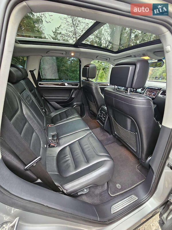 Volkswagen Touareg 2013