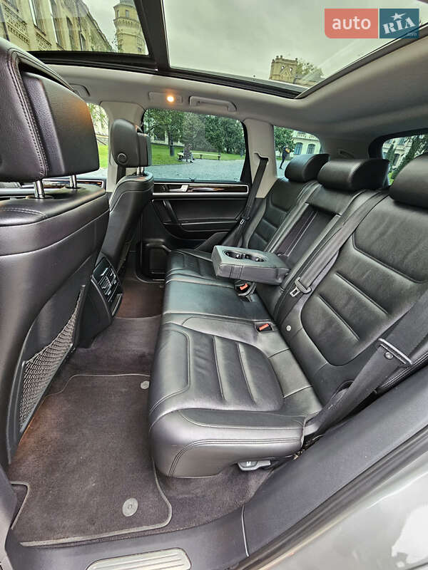 Volkswagen Touareg 2013