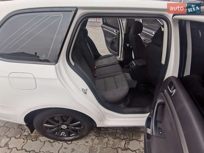 Volkswagen Golf 2012