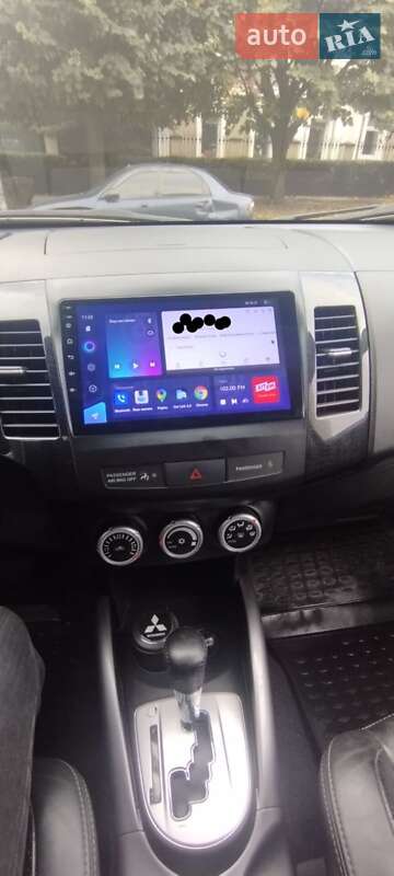 Mitsubishi Outlander 2009