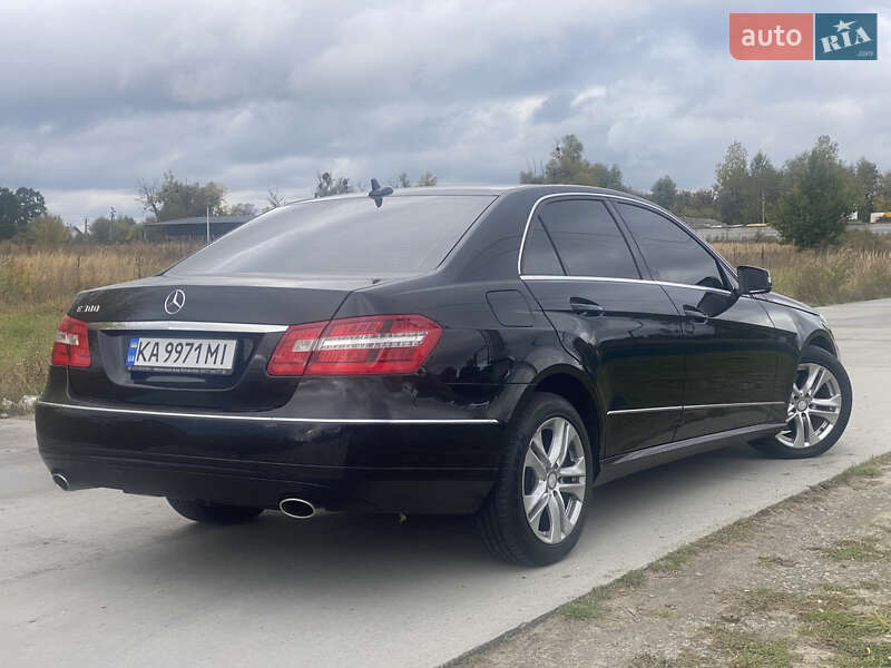 Mercedes-Benz E-Class 2011