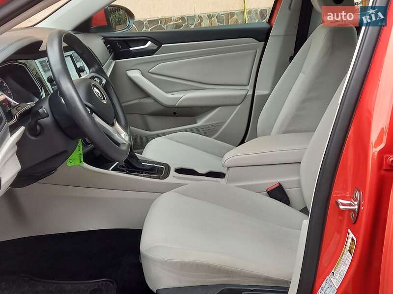 Volkswagen Jetta 2018