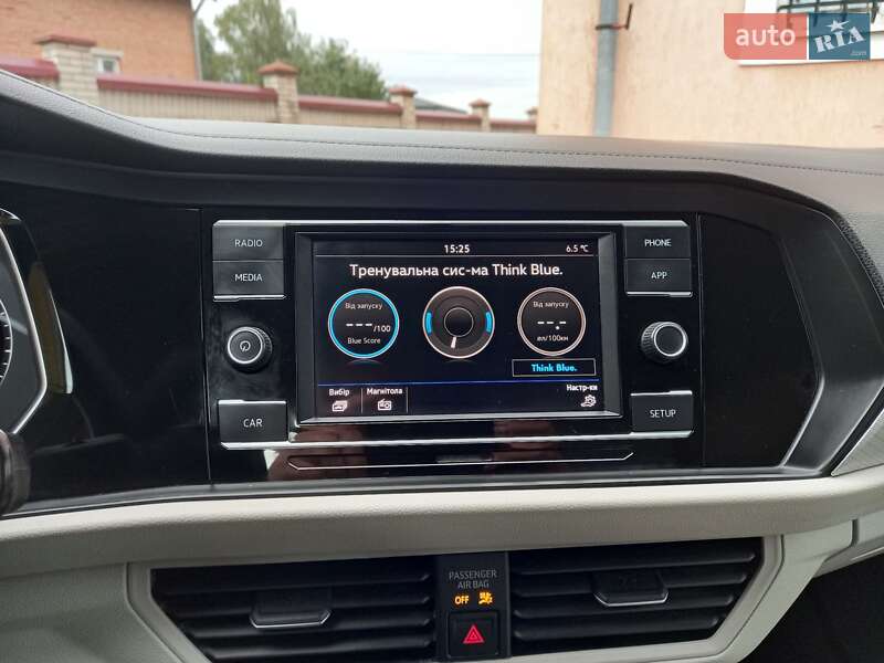 Volkswagen Jetta 2018