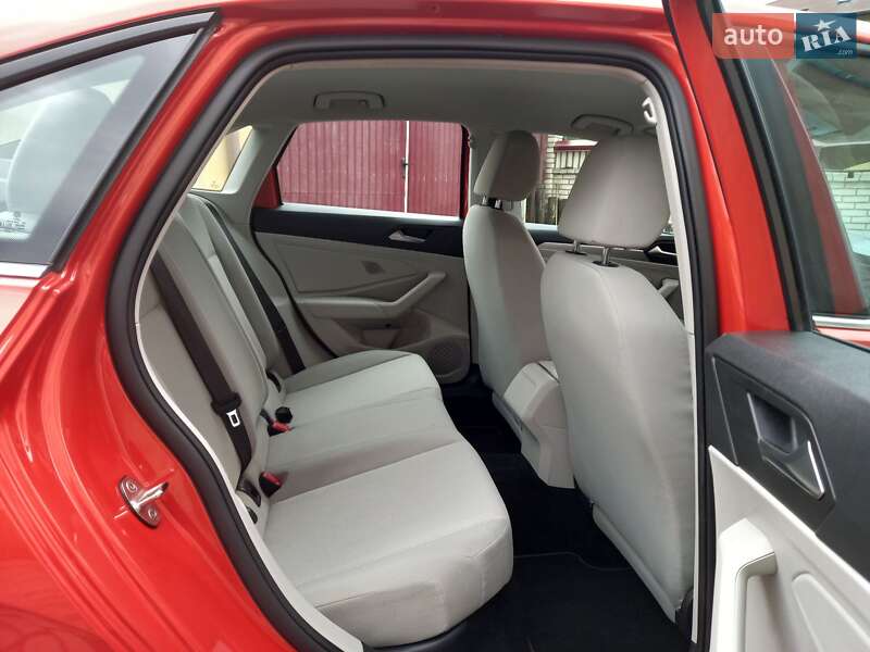 Volkswagen Jetta 2018