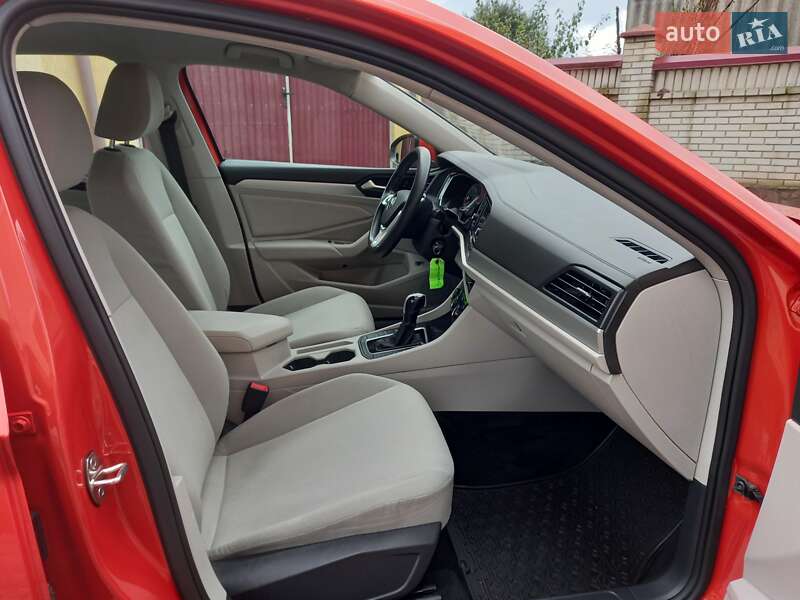 Volkswagen Jetta 2018