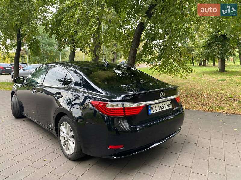 Lexus ES 2013