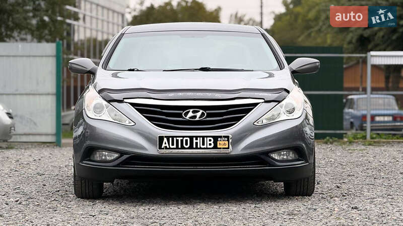 Hyundai Sonata 2011