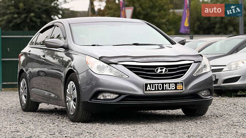 Hyundai Sonata 2011