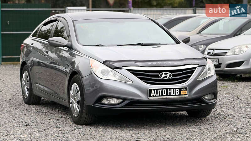 Hyundai Sonata 2011