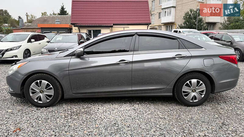 Hyundai Sonata 2011