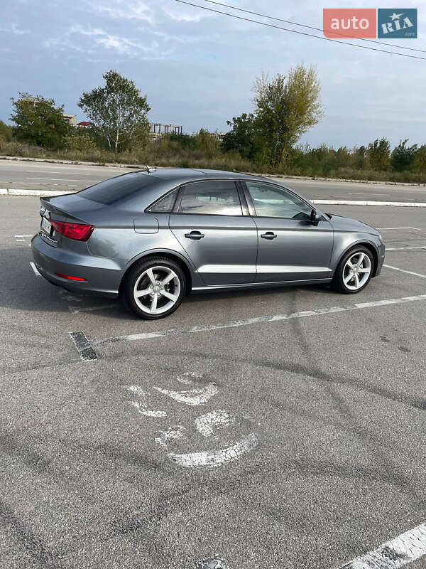 Audi A3 2015