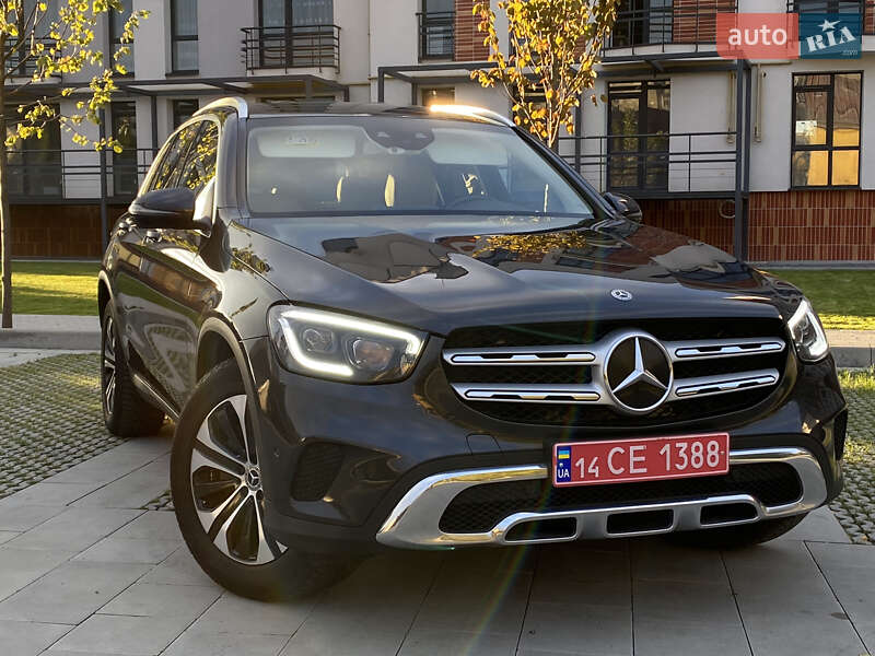 Mercedes-Benz GLC-Class 2020