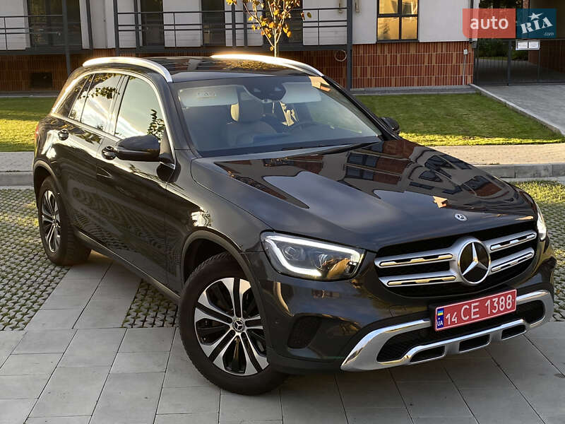 Mercedes-Benz GLC-Class 2020