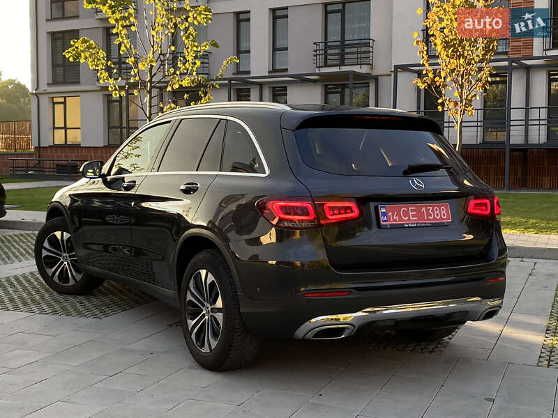 Mercedes-Benz GLC-Class 2020