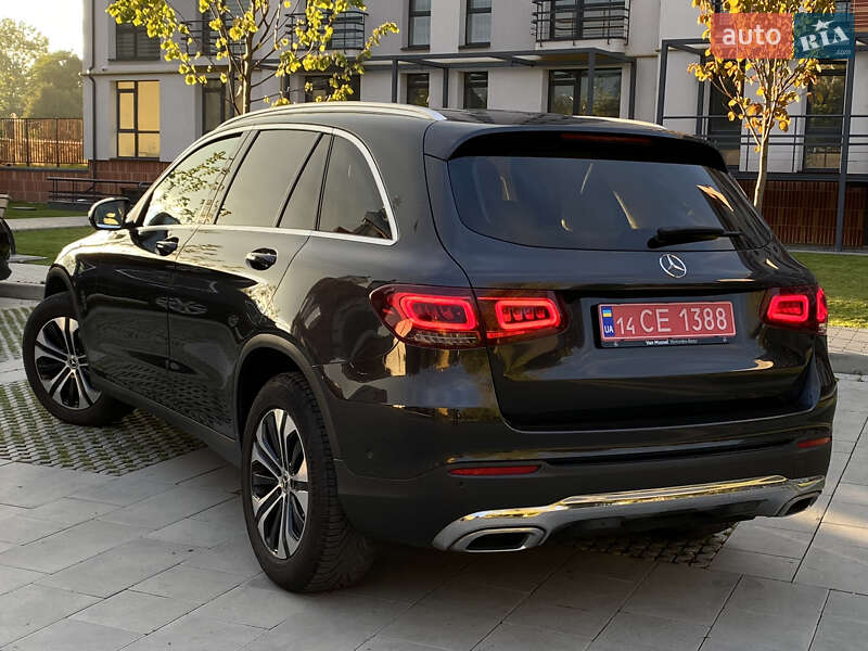 Mercedes-Benz GLC-Class 2020