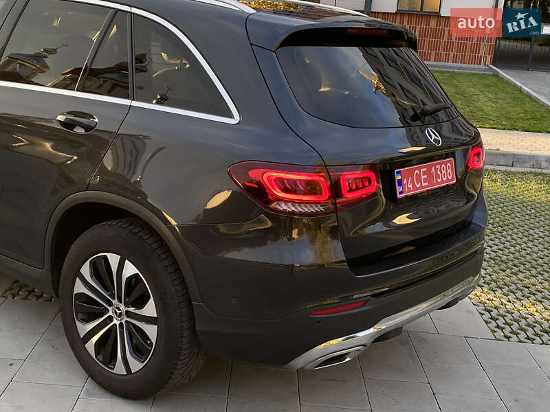 Mercedes-Benz GLC-Class 2020