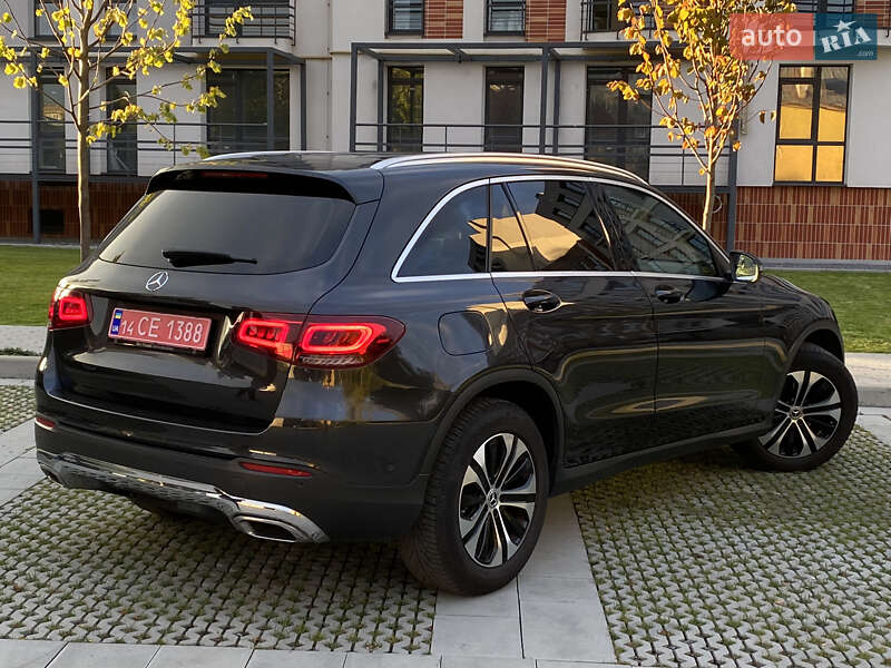 Mercedes-Benz GLC-Class 2020