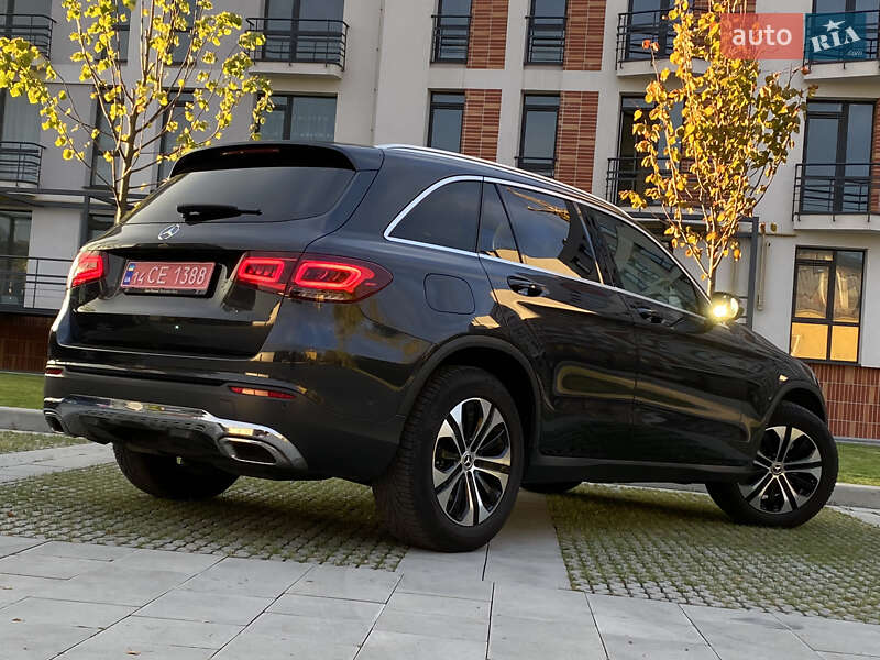 Mercedes-Benz GLC-Class 2020