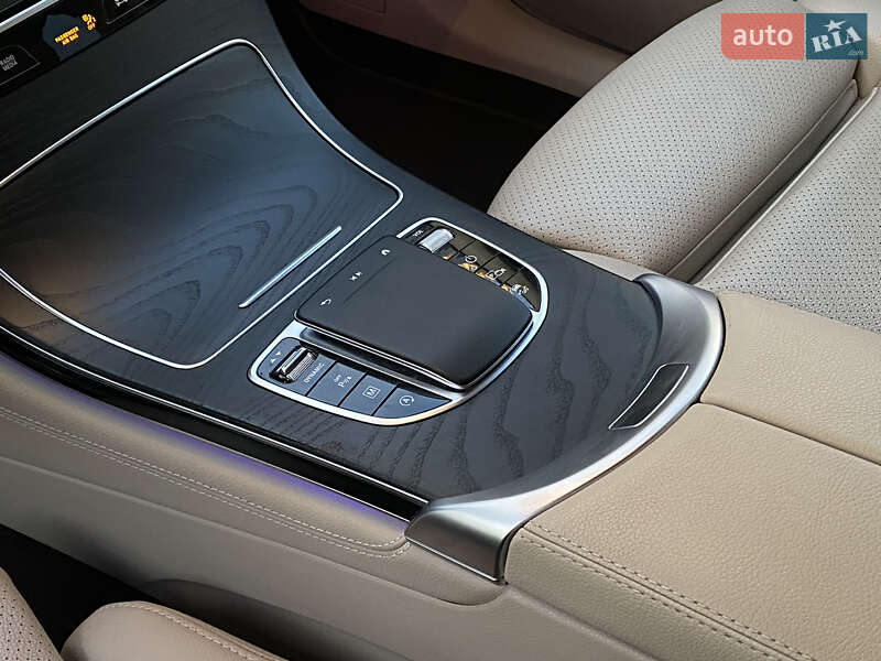 Mercedes-Benz GLC-Class 2020