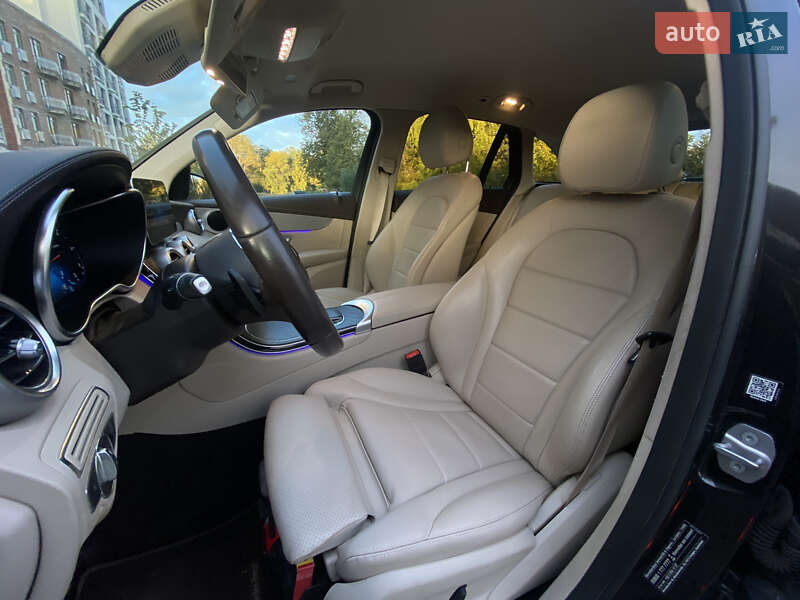 Mercedes-Benz GLC-Class 2020