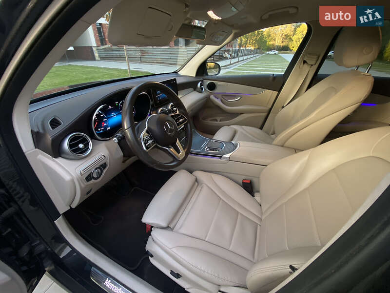 Mercedes-Benz GLC-Class 2020