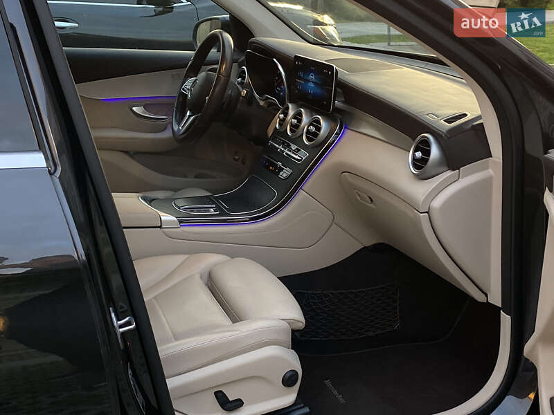 Mercedes-Benz GLC-Class 2020