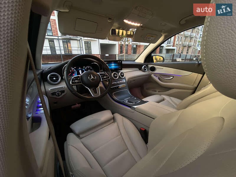 Mercedes-Benz GLC-Class 2020