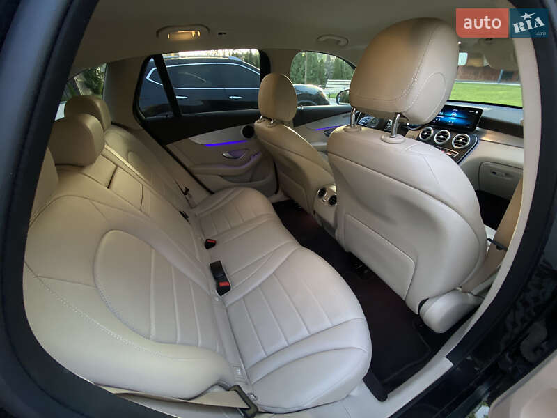 Mercedes-Benz GLC-Class 2020