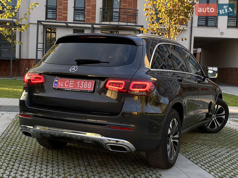 Mercedes-Benz GLC-Class 2020