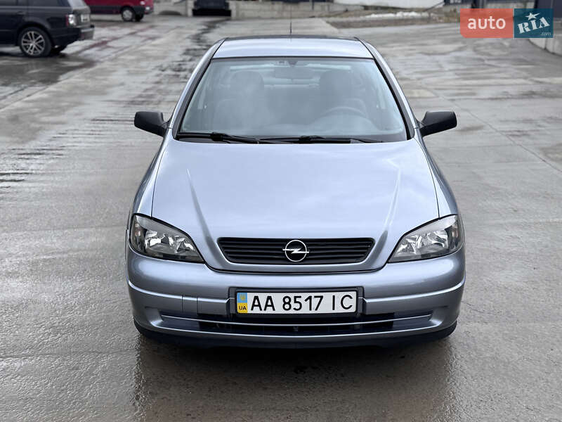 Opel Astra 2009