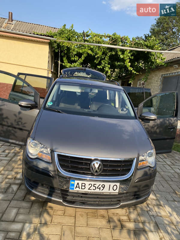Volkswagen Touran 2009