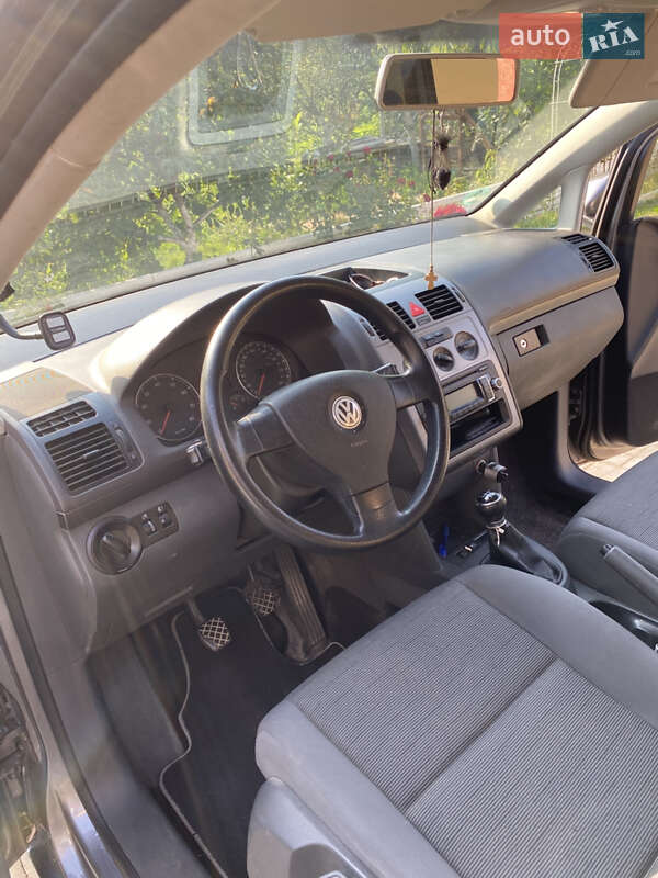 Volkswagen Touran 2009