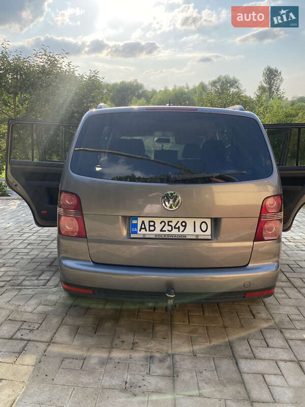 Volkswagen Touran 2009
