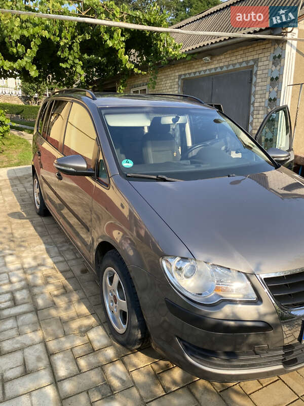 Volkswagen Touran 2009