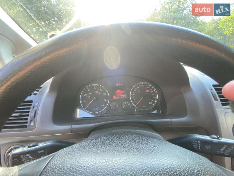 Volkswagen Touran 2009