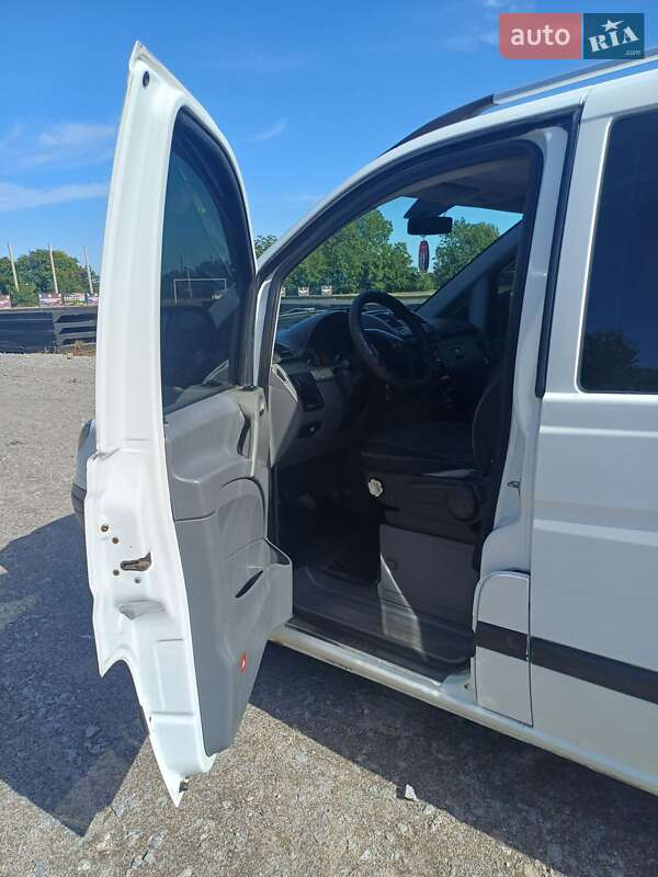 Mercedes-Benz Vito 2009