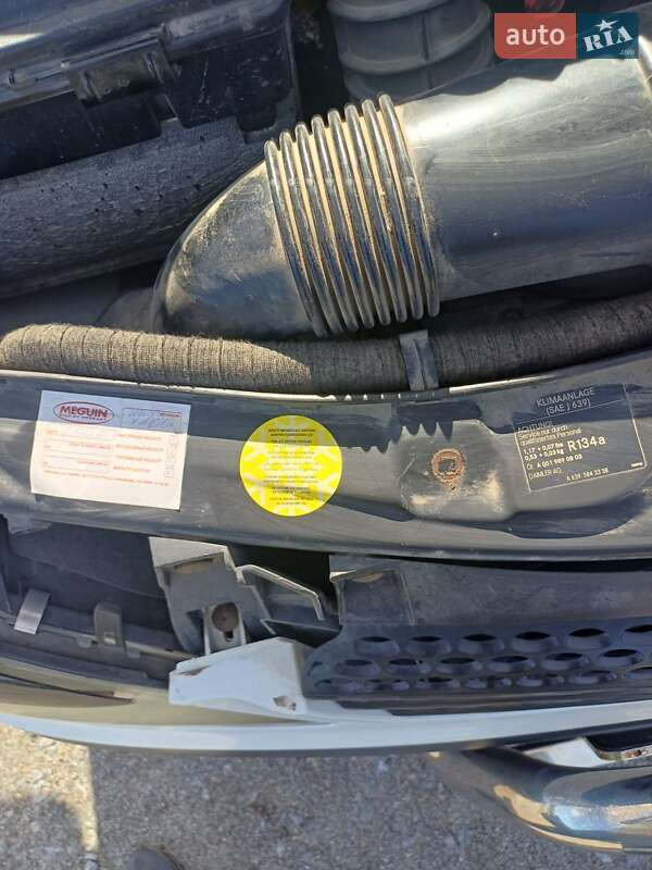 Mercedes-Benz Vito 2009