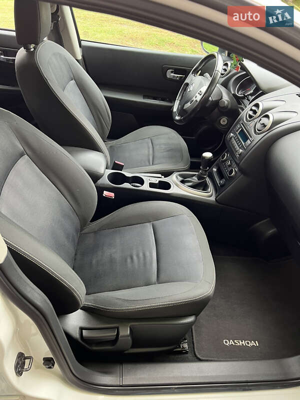 Nissan Qashqai 2012
