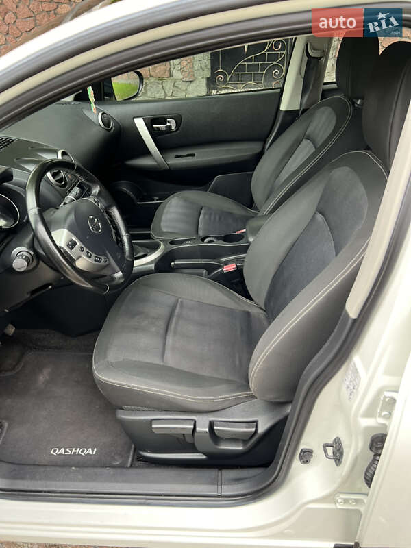 Nissan Qashqai 2012