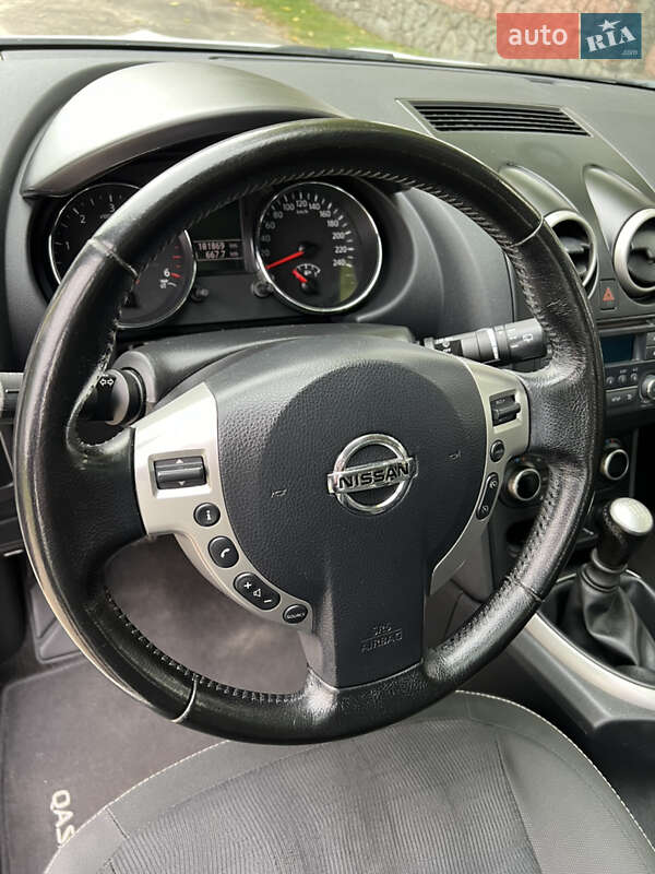 Nissan Qashqai 2012