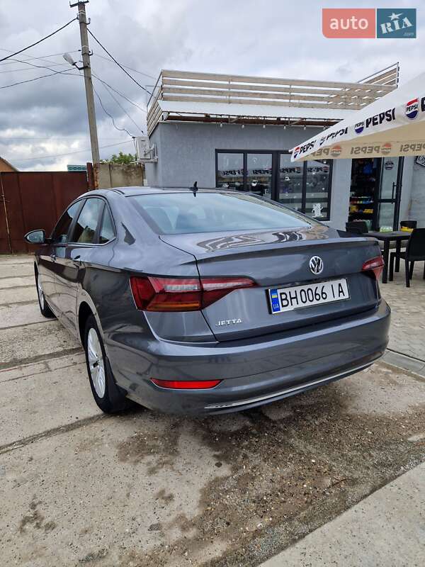 Volkswagen Jetta 2019