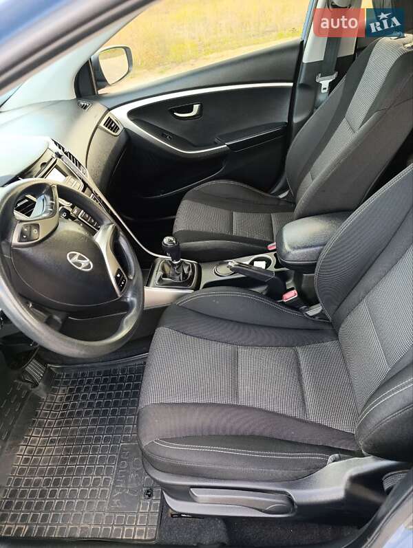 Hyundai i30 2012