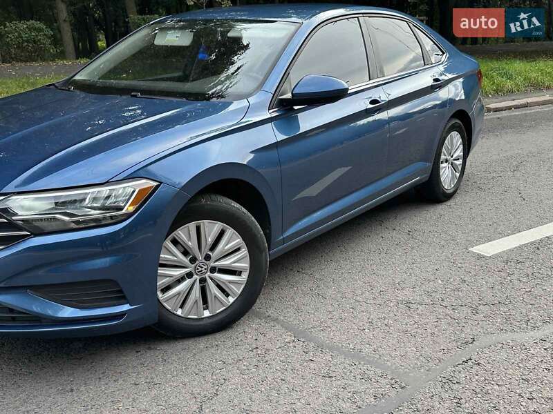 Volkswagen Jetta 2019
