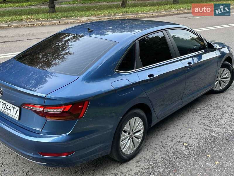 Volkswagen Jetta 2019