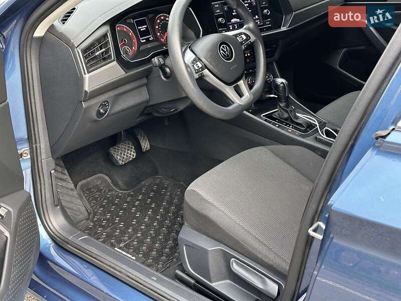 Volkswagen Jetta 2019