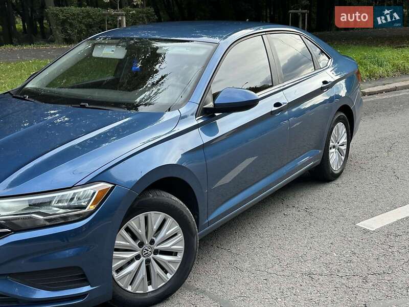 Volkswagen Jetta 2019