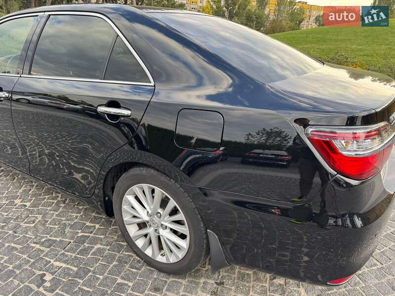Toyota Camry 2014