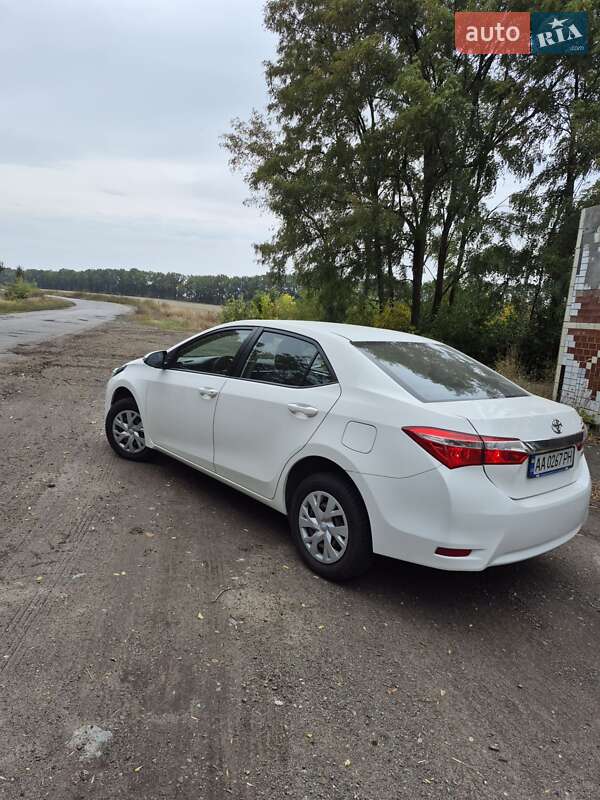 Toyota Corolla 2016