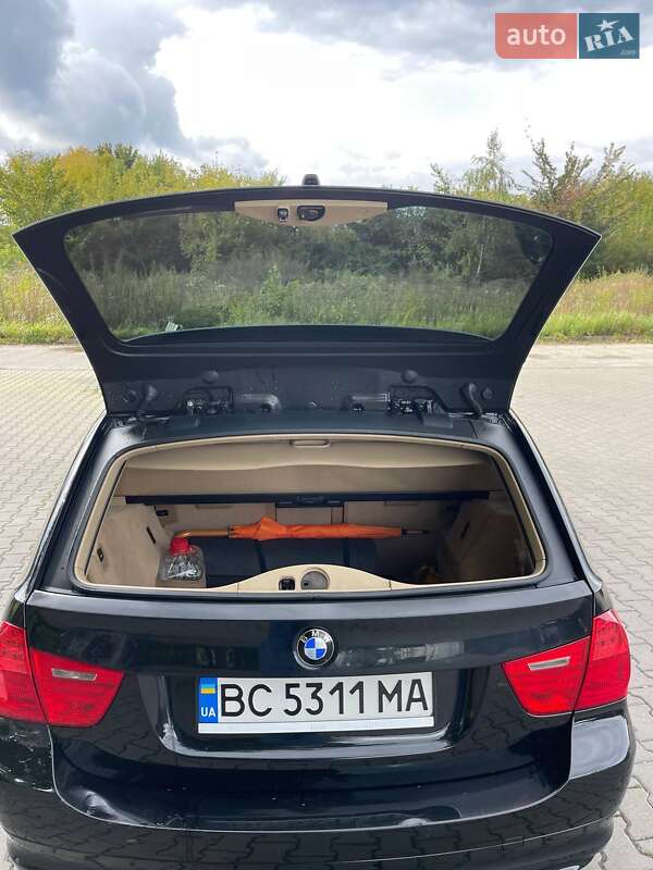 BMW 3 Series 2009