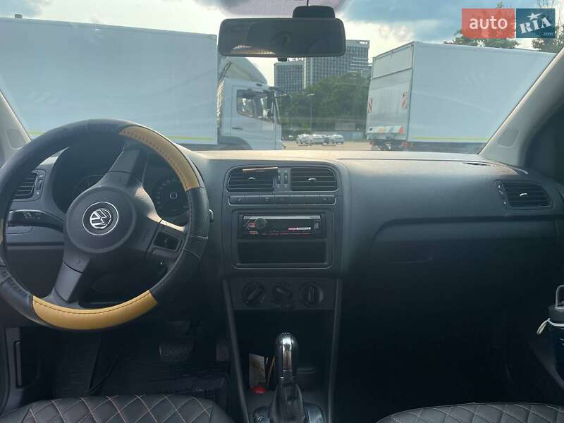 Volkswagen Polo 2012